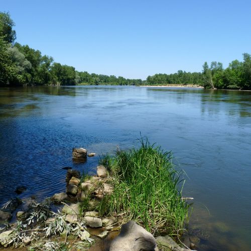 la Loire en van aménagé
